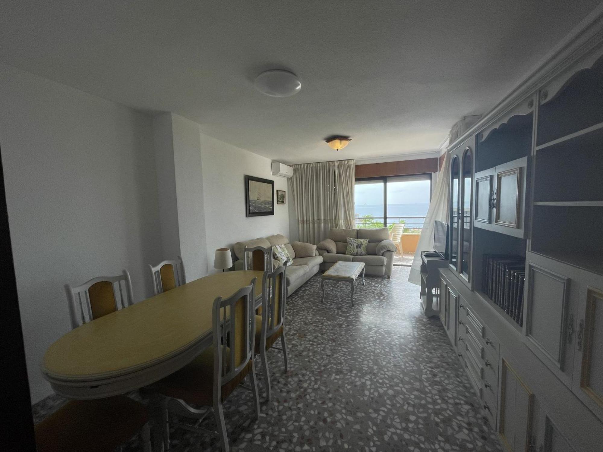 PV20B, Amplio apartamento centrico, 50 mt de la playa y vistas al mar Villajoyosa  Exterior foto